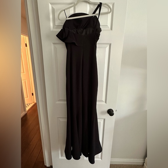 Jay Godfrey Black Ruffle Gown - Picture 3 of 3